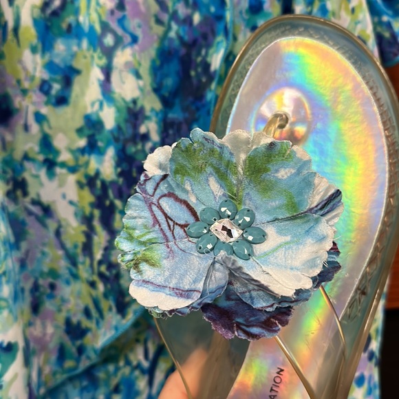 Blue Abstract Flower Flutter Blouse + Sandals *SET* - Picture 4 of 16